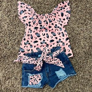 Toddler Girl Blouse/Blue Jean short set